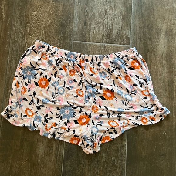 Kate Spade Floral Print Women Shorts - Picture 3 of 4